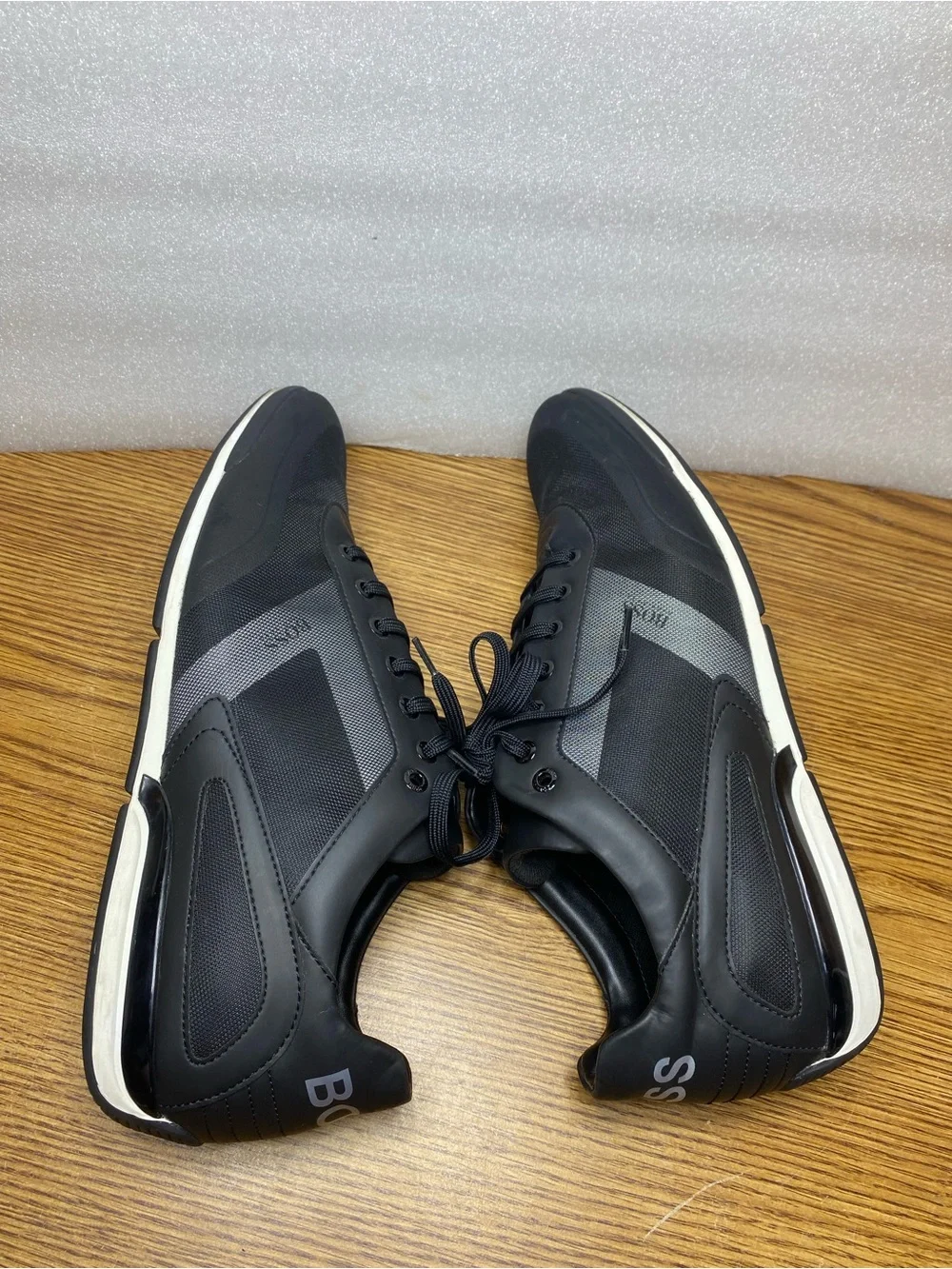 HUGO BOSS Saturn Low Trainers Sneakers Shoes Men's US 13 Black White Mesh Suede